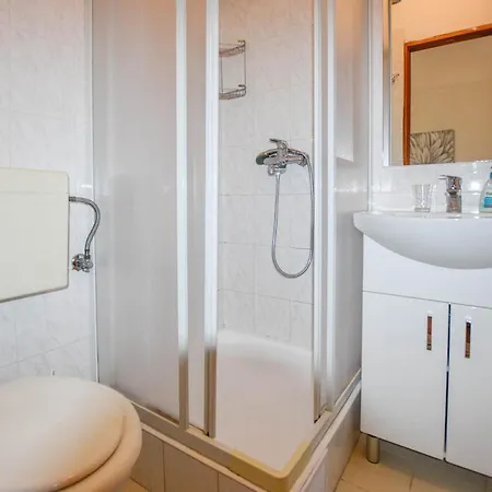 Jacqueline Appartement Pakoštane