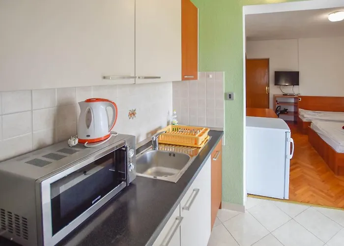 Jacqueline 아파트 파코스탄