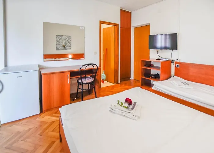 아파트 Jacqueline 파코스탄