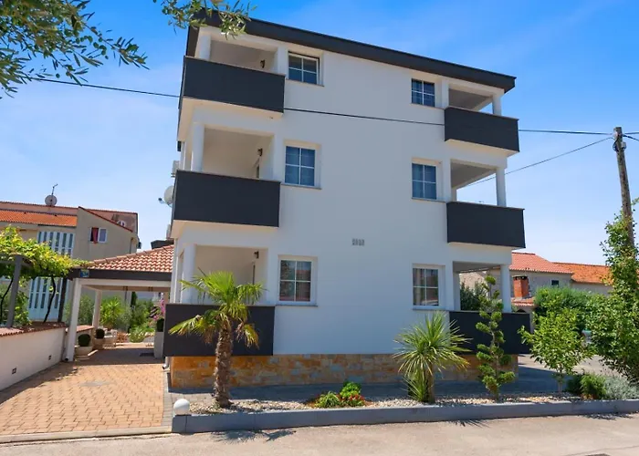 Jacqueline 아파트 파코스탄