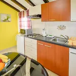 Jacqueline Appartement Pakoštane