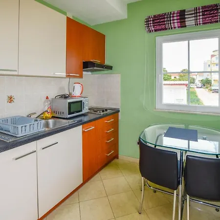 Jacqueline Apartamento Pakoštane