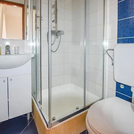 Jacqueline Pakoštane