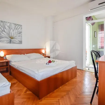 Jacqueline Apartment Pakostane
